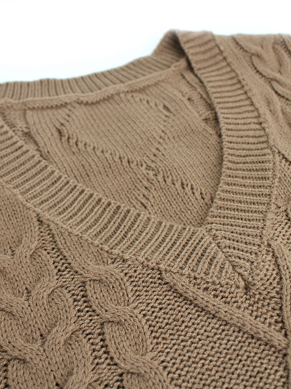 Women's Layering Knit Vest with Cable Pattern