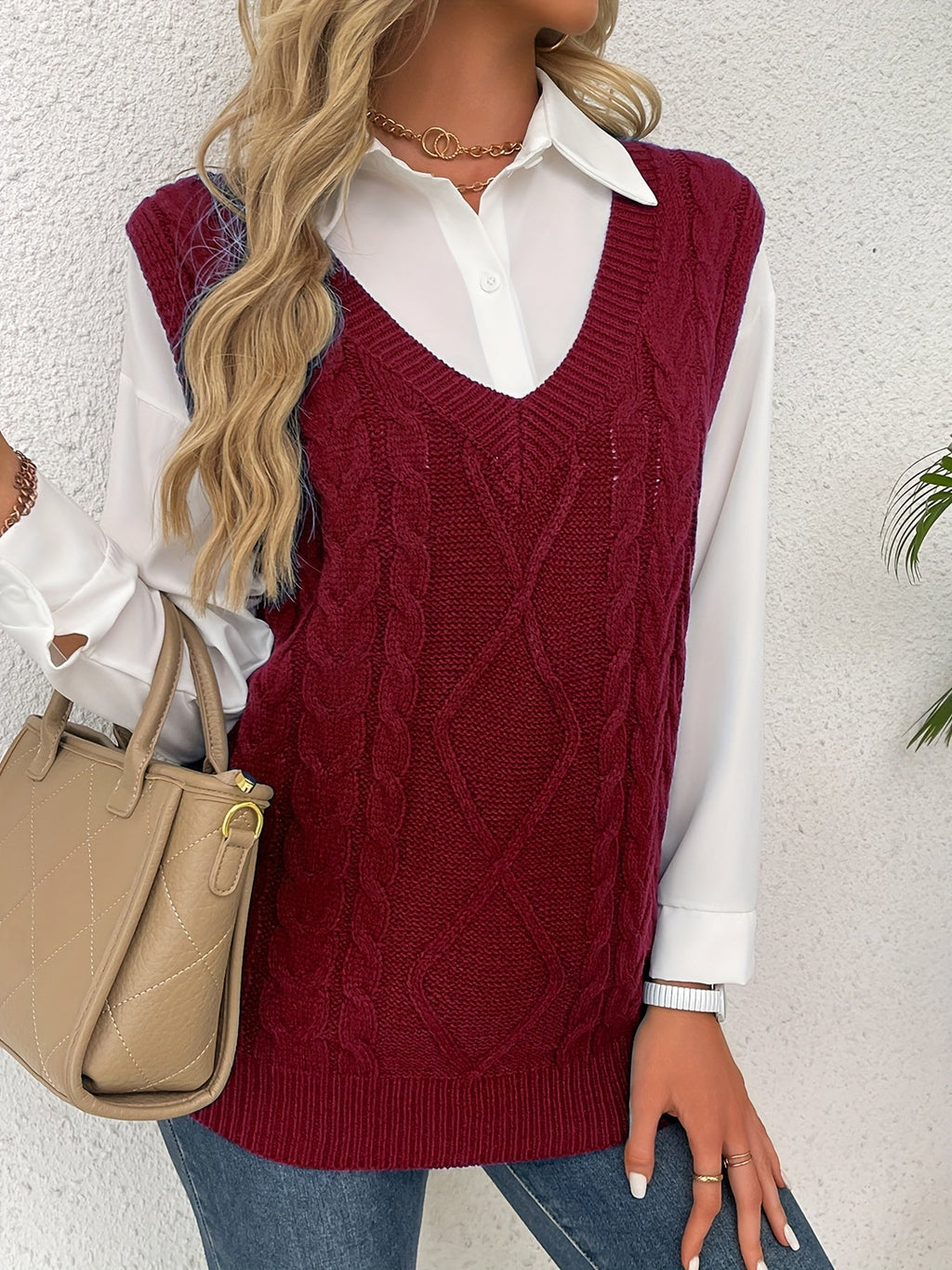 Women's Layering Knit Vest with Cable Pattern