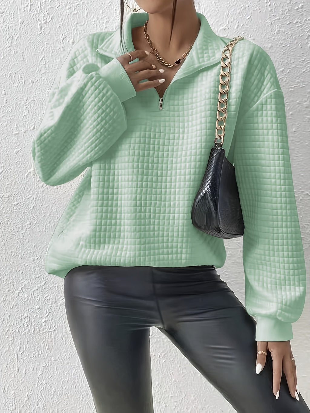 Women's Roomy Half-Zip Knit Pullover with Neat Collar