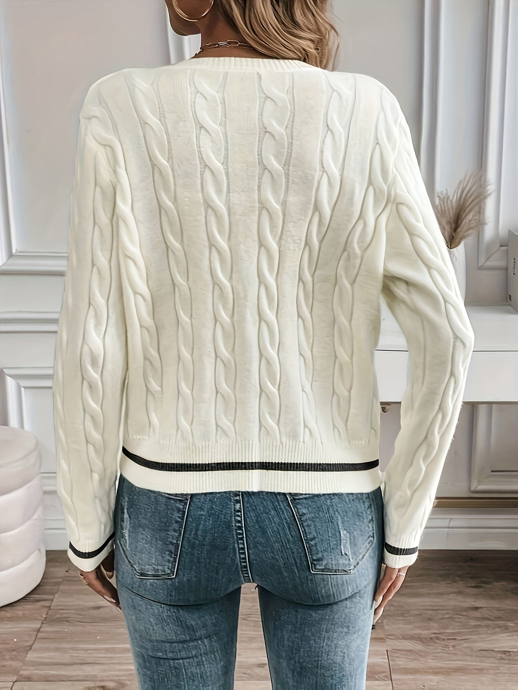 Women's Subtle Cable Textured Cardigan Sweater