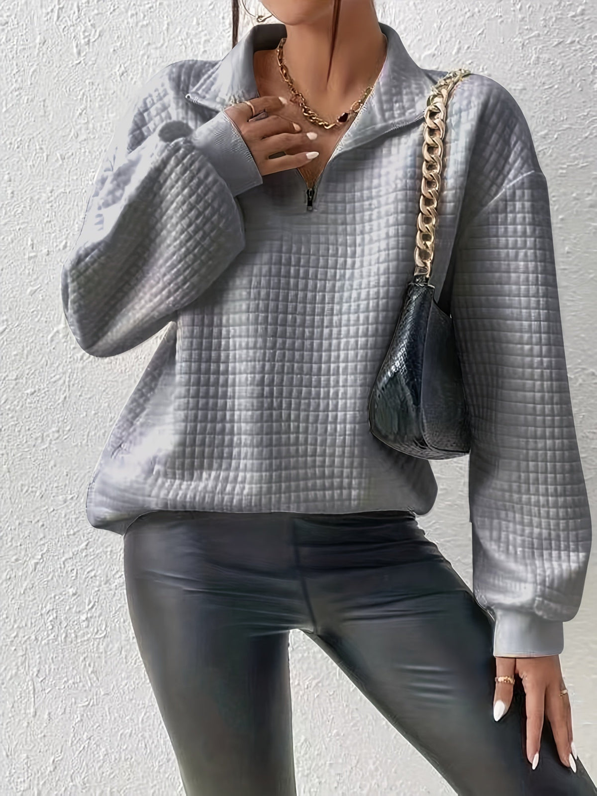 Women's Roomy Half-Zip Knit Pullover with Neat Collar