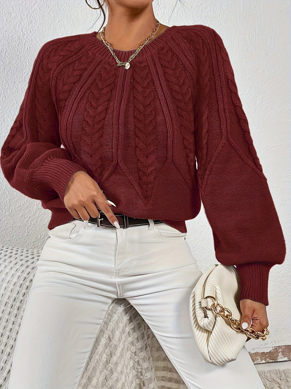 Women's Classic Cable Pattern Sweater with Full Sleeves