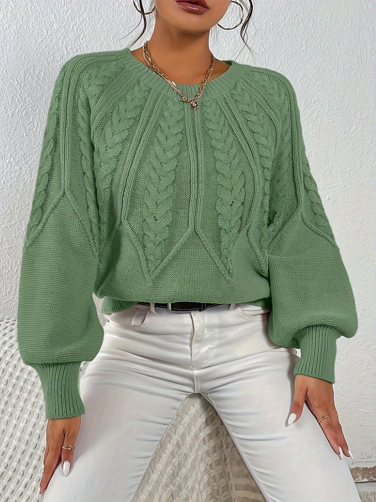 Women's Classic Cable Pattern Sweater with Full Sleeves