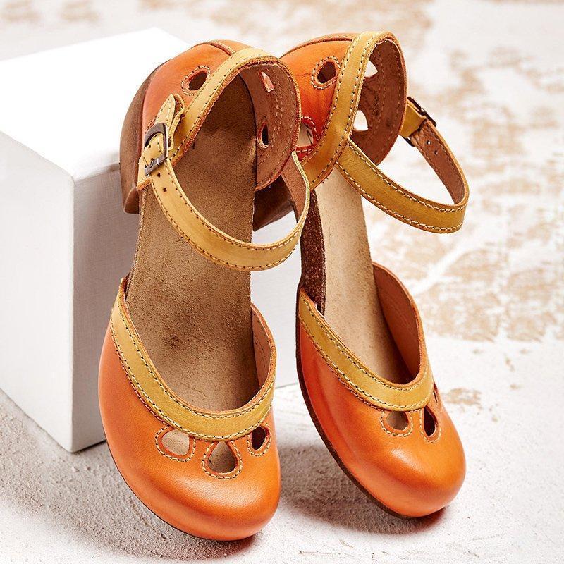 Women's Playful Paneled Secure Strap Vintage Flat Shoes