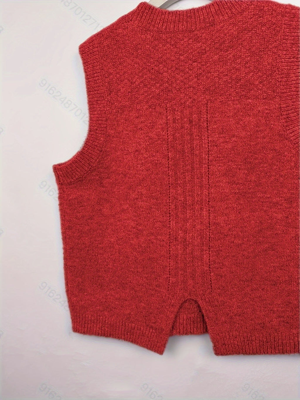 Women's Classic Cable-Knit Crew Neck Sleeveless Sweater Vest