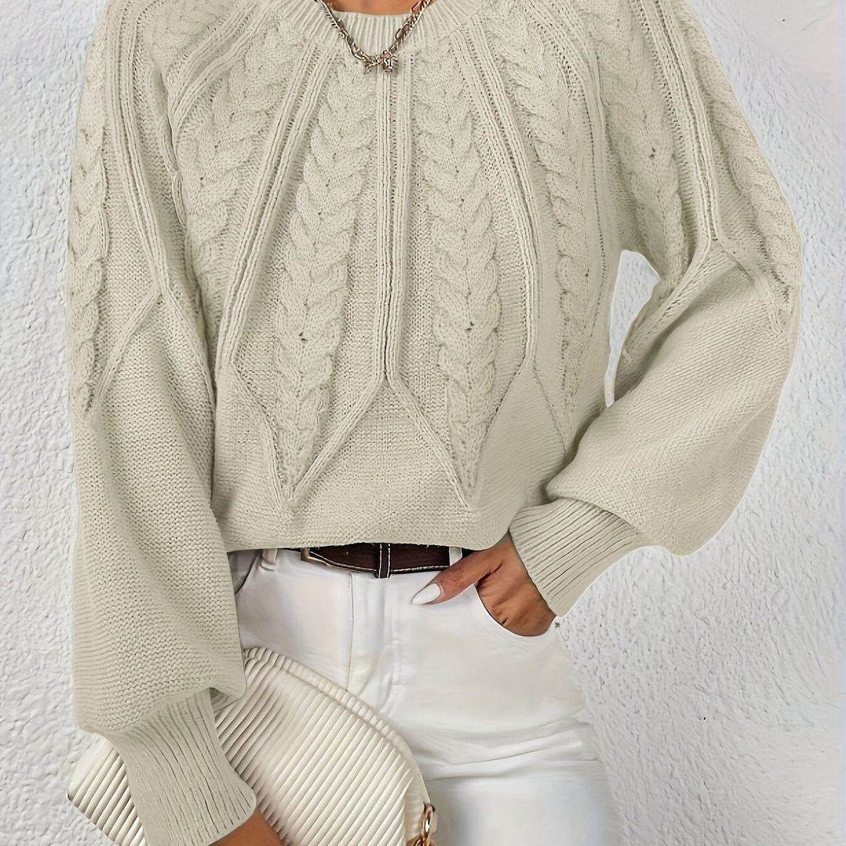 Women's Classic Cable Pattern Sweater with Full Sleeves