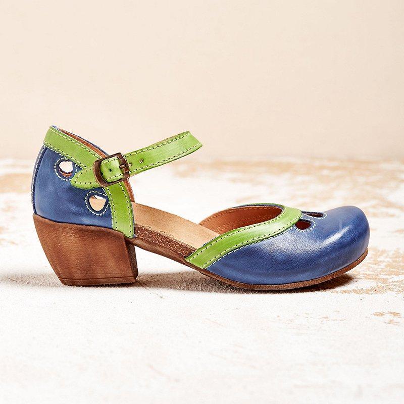 Women's Playful Paneled Secure Strap Vintage Flat Shoes