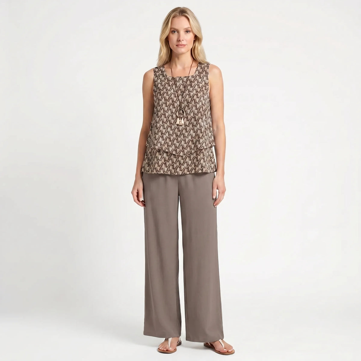 Women's Resort Ready Solid Top Printed Pants Set