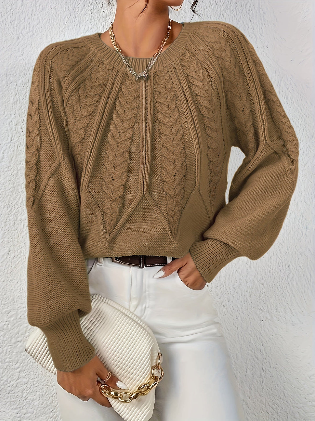 Women's Classic Cable Pattern Sweater with Full Sleeves