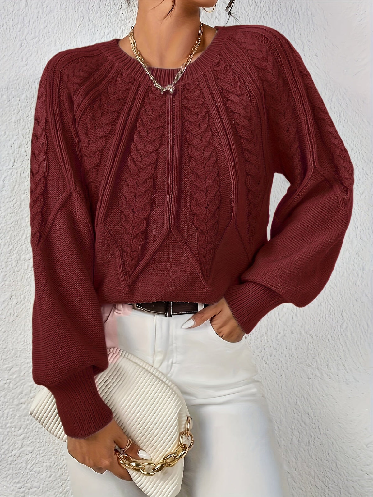 Women's Classic Cable Pattern Sweater with Full Sleeves