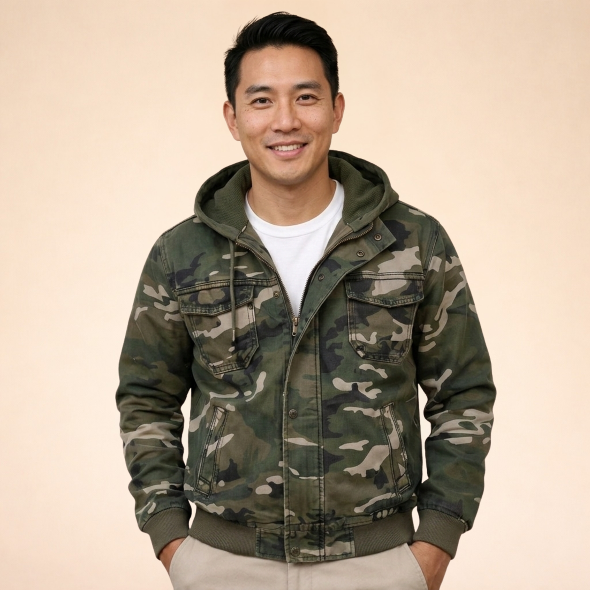 Men's Loose-Fit Utility Jacket with Removable Hood and Flap Pockets