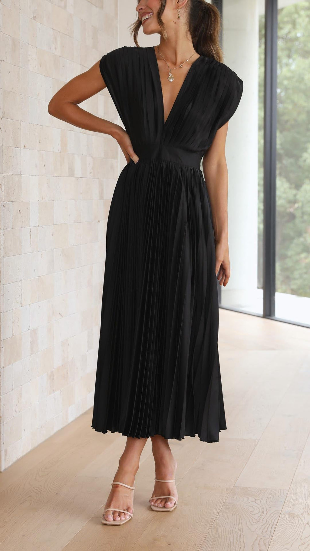 Women's Grecian Style A-Line Pleated Midi Gown
