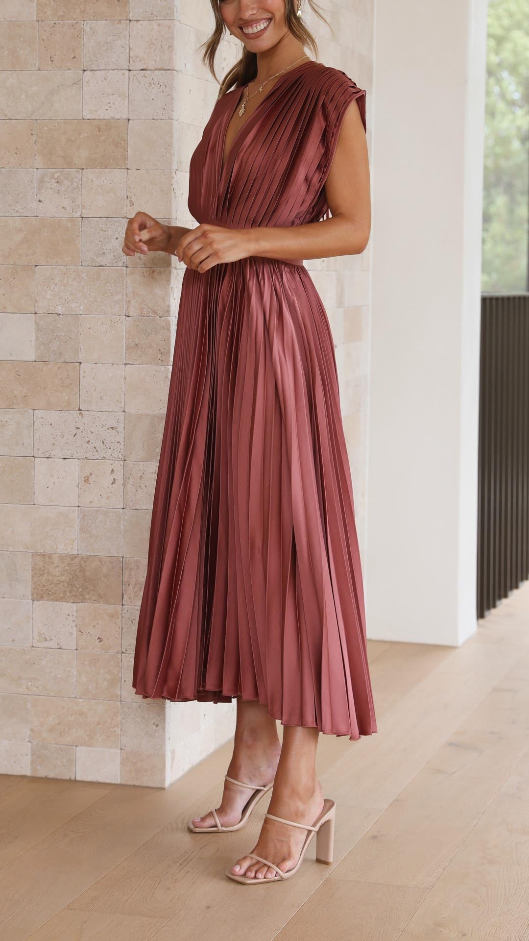 Women's Grecian Style A-Line Pleated Midi Gown
