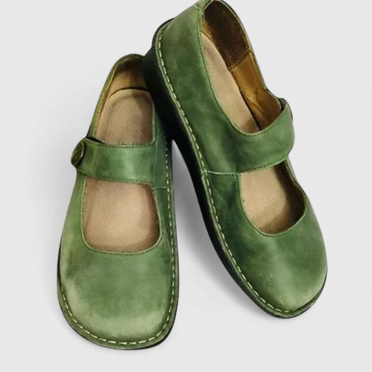 Women's Understated Comfort Strappy Slip-On Flat Shoes