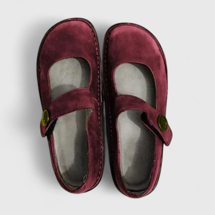 Women's Understated Comfort Strappy Slip-On Flat Shoes