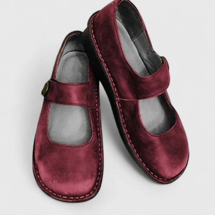 Women's Understated Comfort Strappy Slip-On Flat Shoes