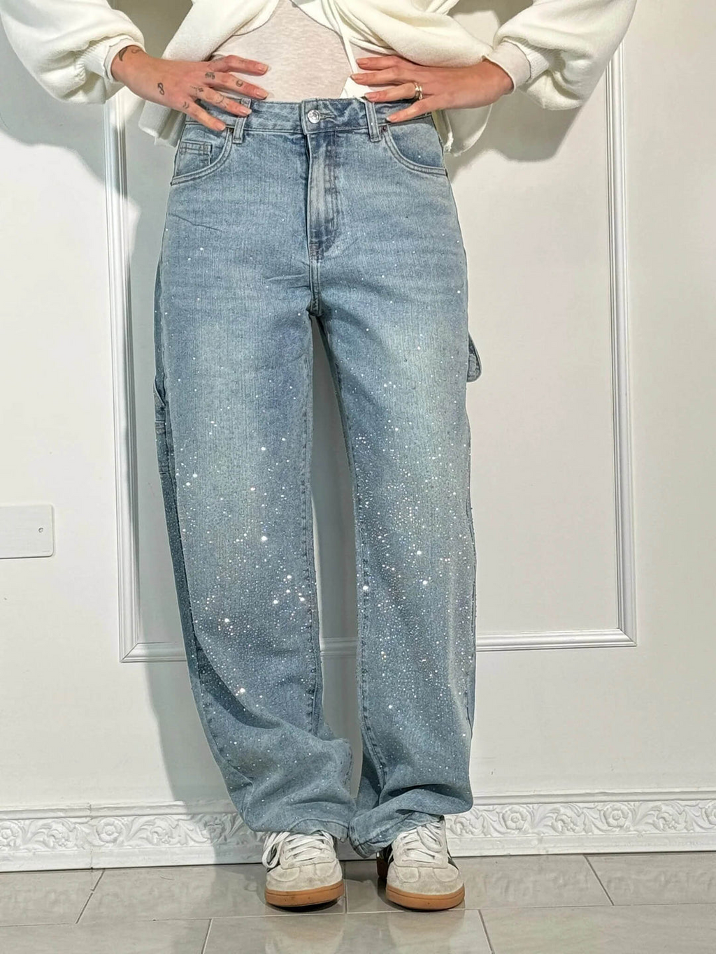 Women's Crystal Sparkle Detail Loose Leg Jeans