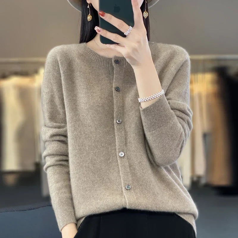 Women's Easy-Fit Button-Up Knit Layering Cardigan