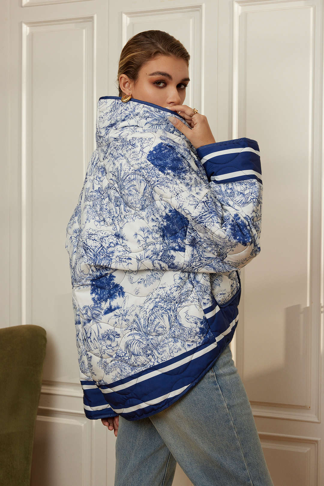 Women's Floral Print Quilted Jacket with Roomy Sleeves