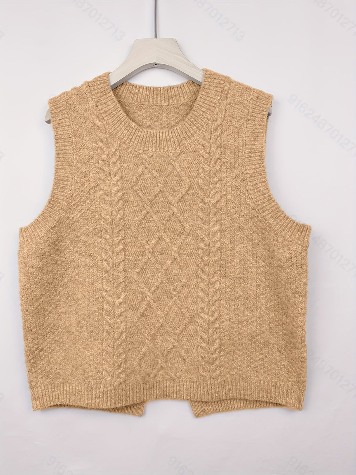 Women's Classic Cable-Knit Crew Neck Sleeveless Sweater Vest