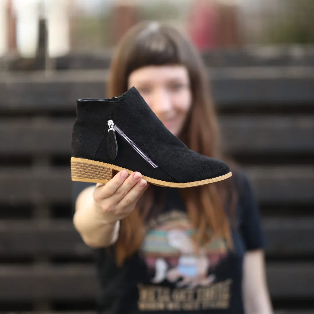 Women's Tassel Zipper Suede Look Short Boots