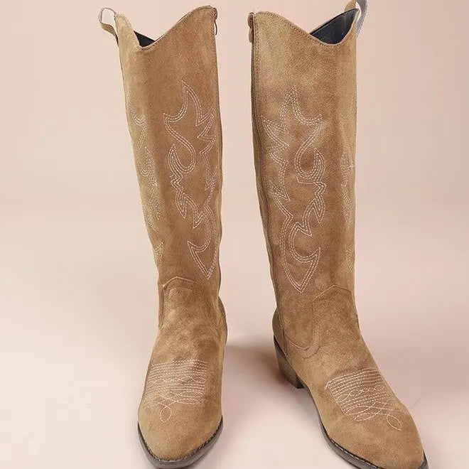 Women's Relaxed Wide Calf Flat Cowgirl Boots