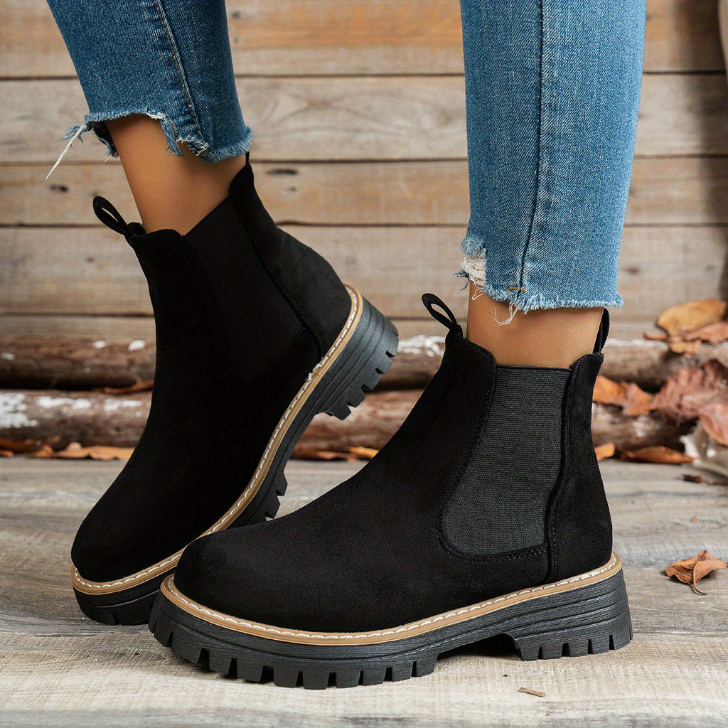 Women's Pull-On Platform Chelsea Boots with Deep Tread