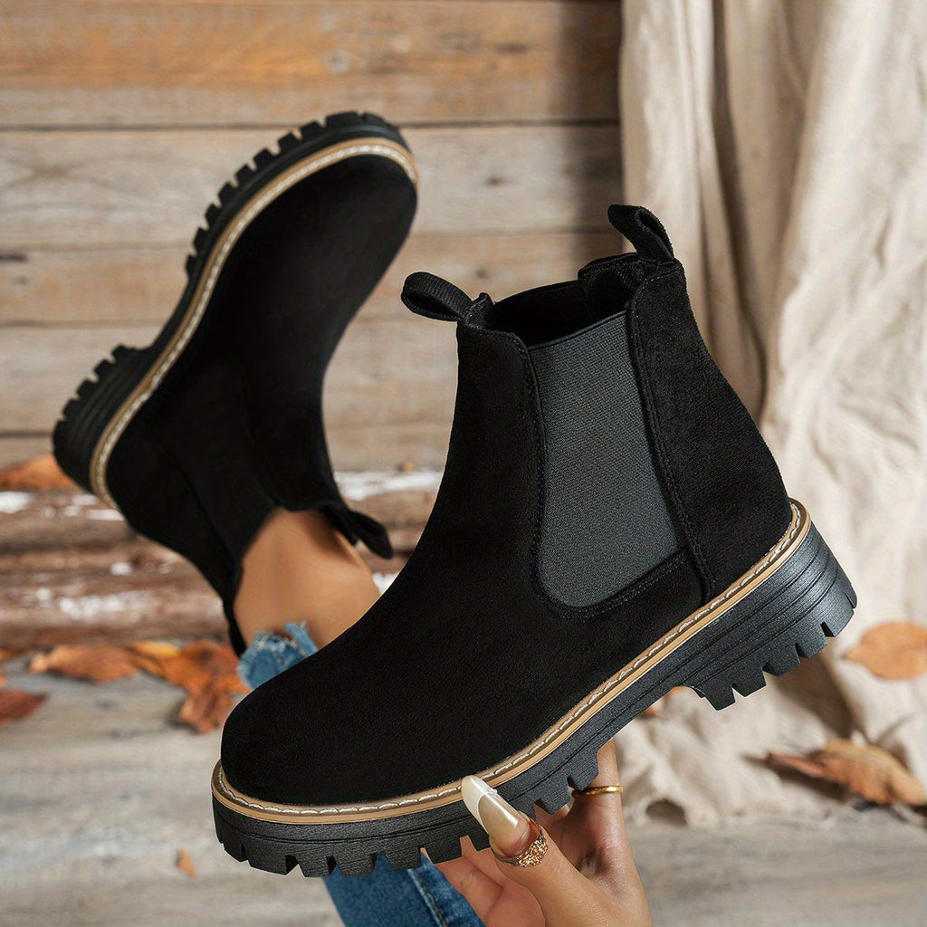 Women's Pull-On Platform Chelsea Boots with Deep Tread