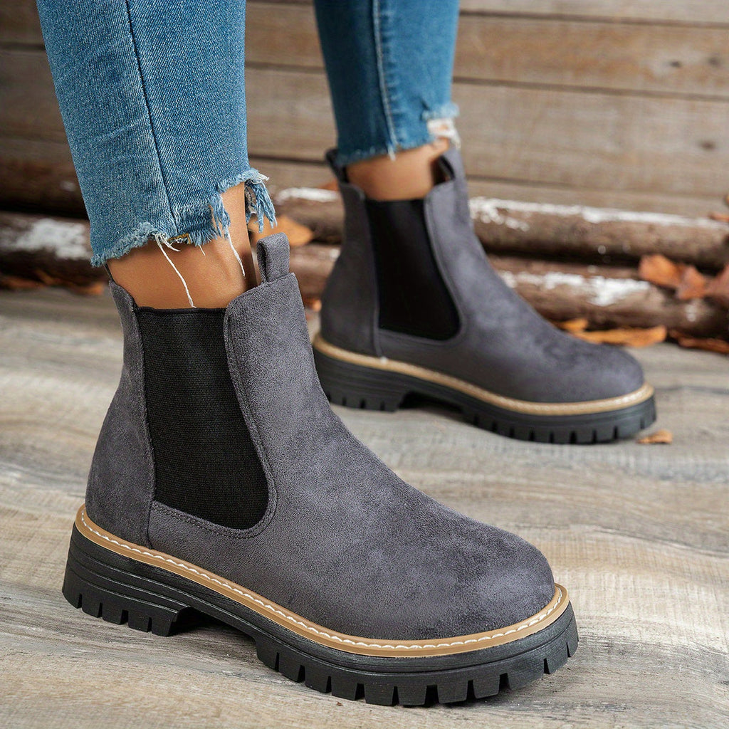 Women's Pull-On Platform Chelsea Boots with Deep Tread