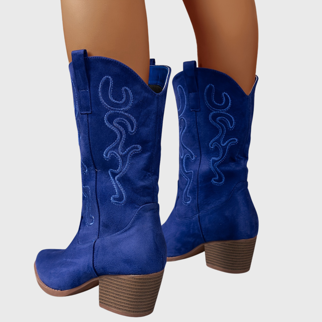 Women's Relaxed Western Boots for Wider Calves