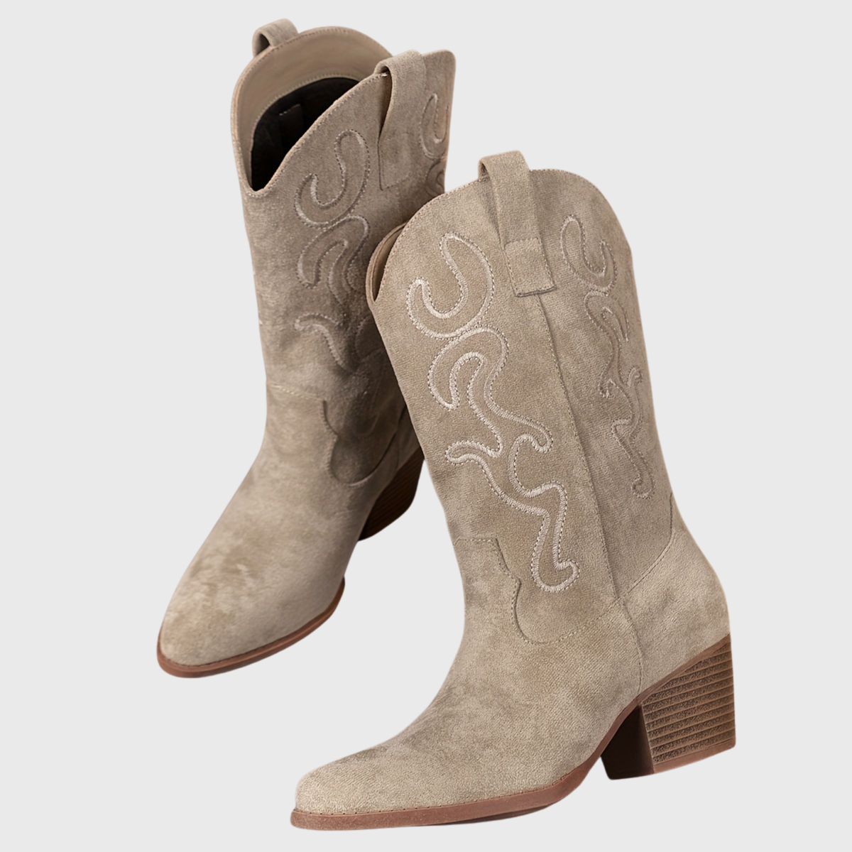 Women's Relaxed Western Boots for Wider Calves