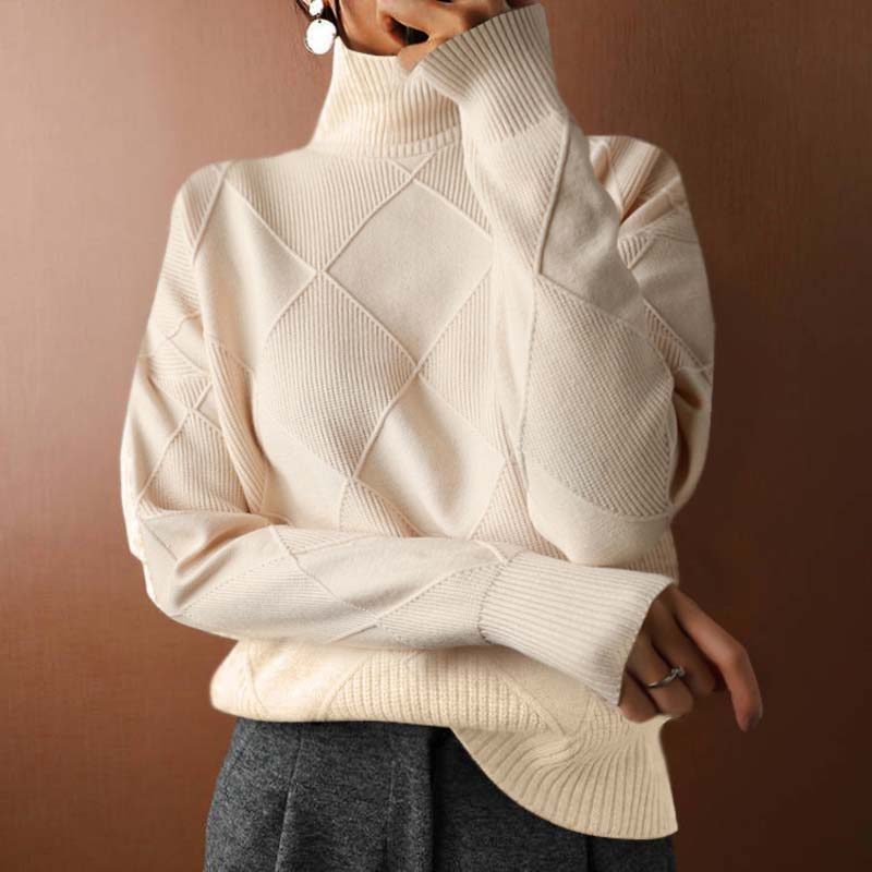 Women's Rib-Trimmed Knit Turtleneck Sweater for Cool Days