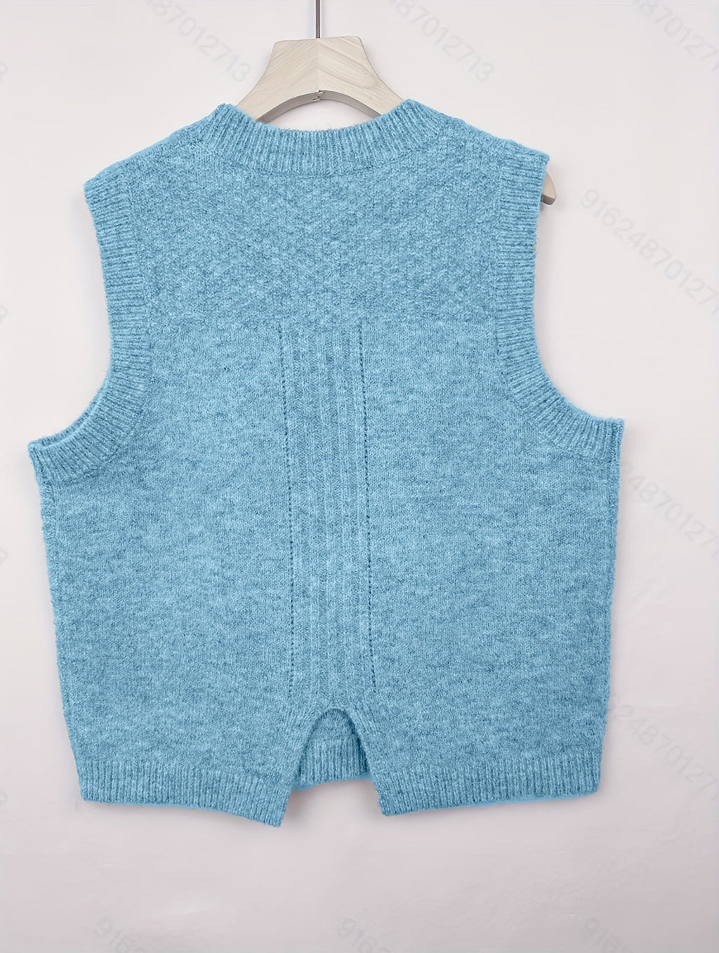 Women's Classic Cable-Knit Crew Neck Sleeveless Sweater Vest