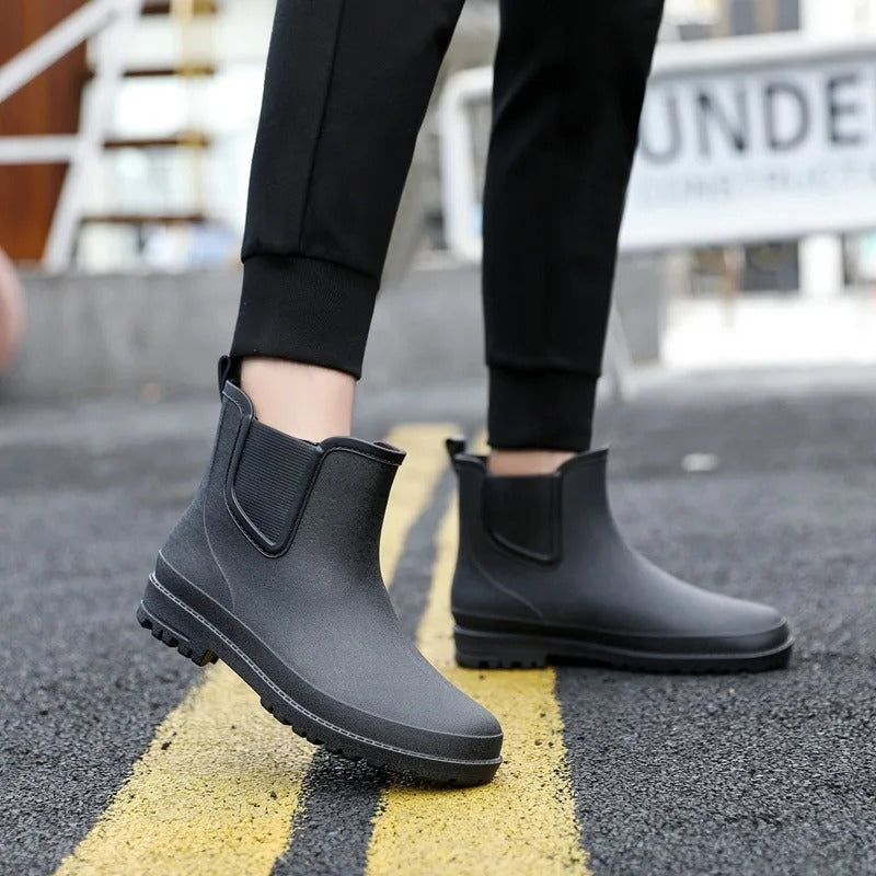 Women's Slim Fit Sealed Chelsea Platform Rainboots