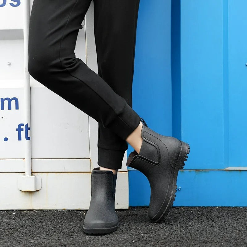 Women's Slim Fit Sealed Chelsea Platform Rainboots
