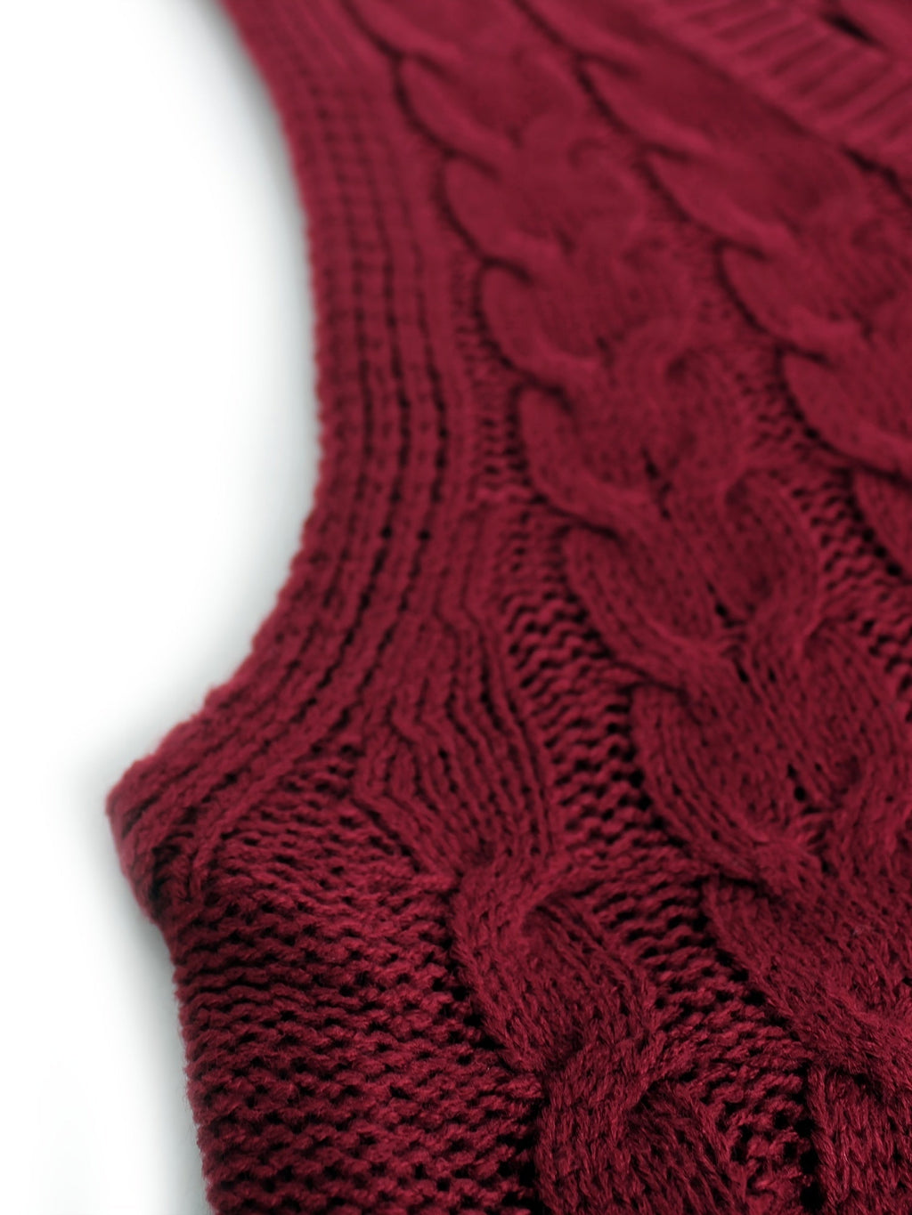 Women's Layering Knit Vest with Cable Pattern