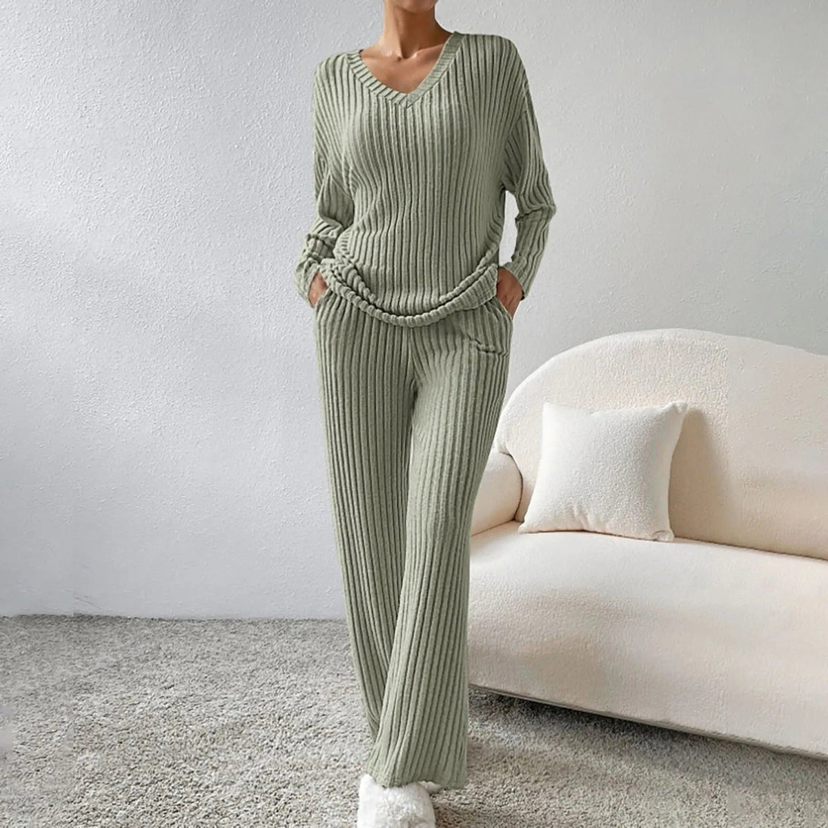 Women's Matching Ribbed Pullover and Pants Lounge Set
