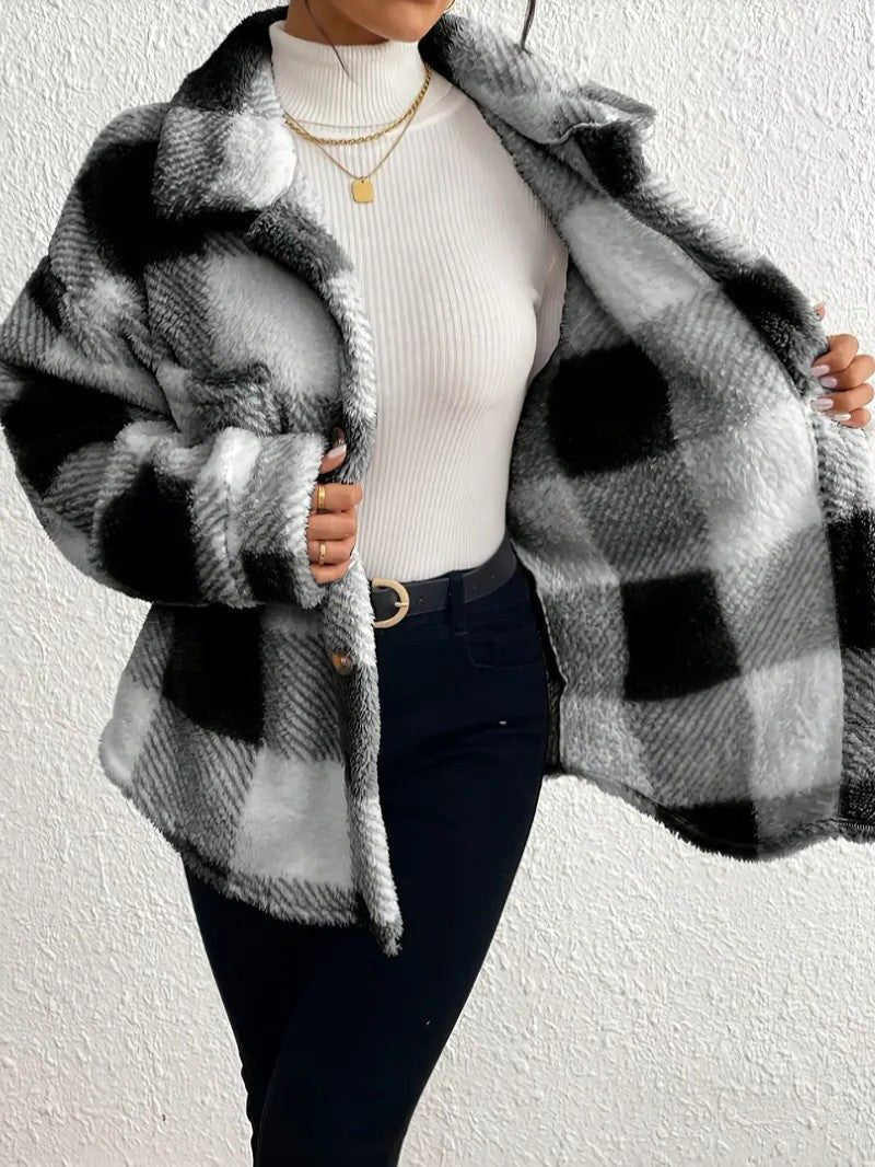 Women's Cozy Roomy Plaid Jacket for Winter Layering