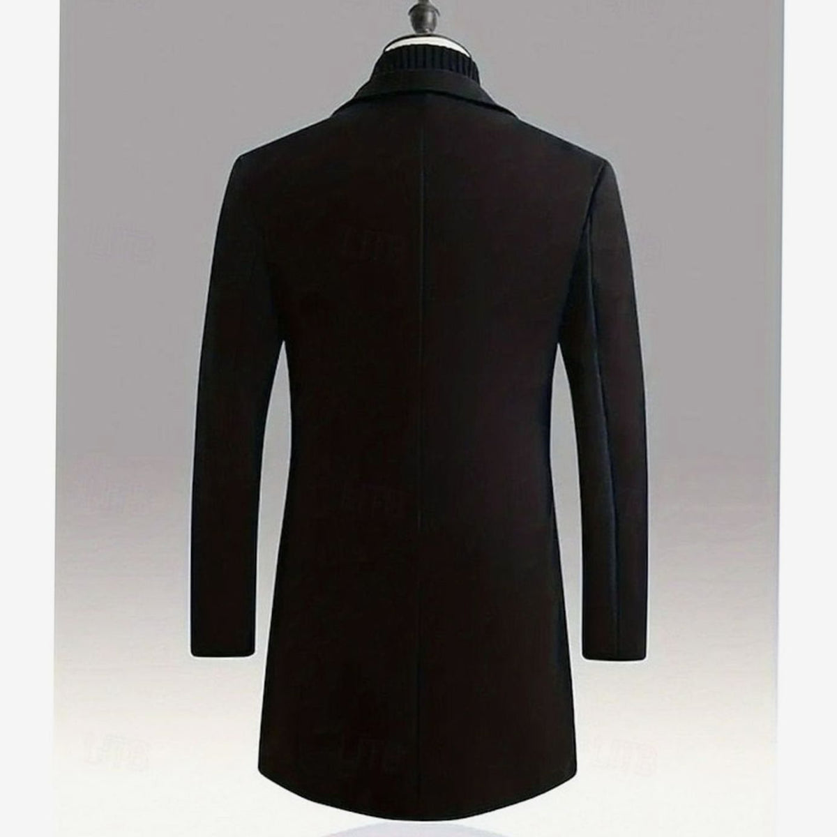 Men's Timeless Wool Overcoat with Single-Breasted Front