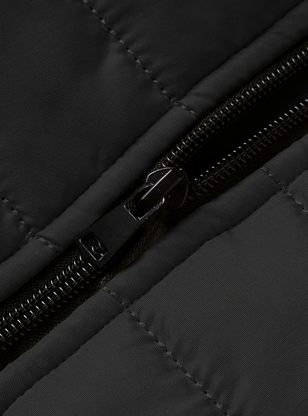 Men's Lightweight Foldable Quilted Puffer Coat