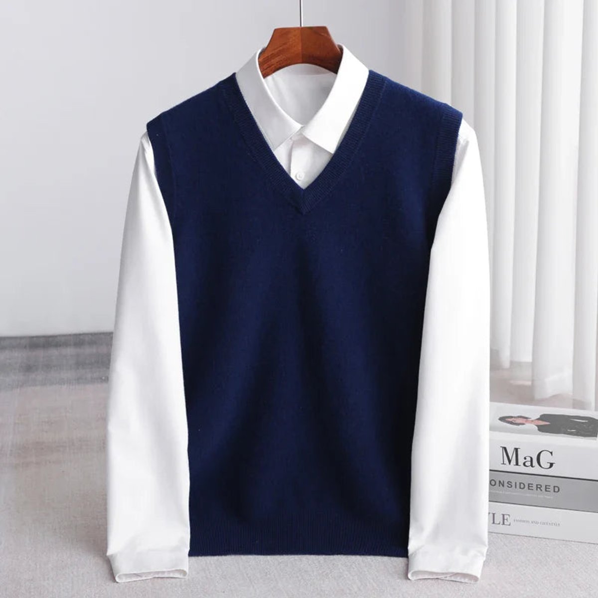 Men's Slim Sleeveless Merino Wool V-Neck Pullover Vest