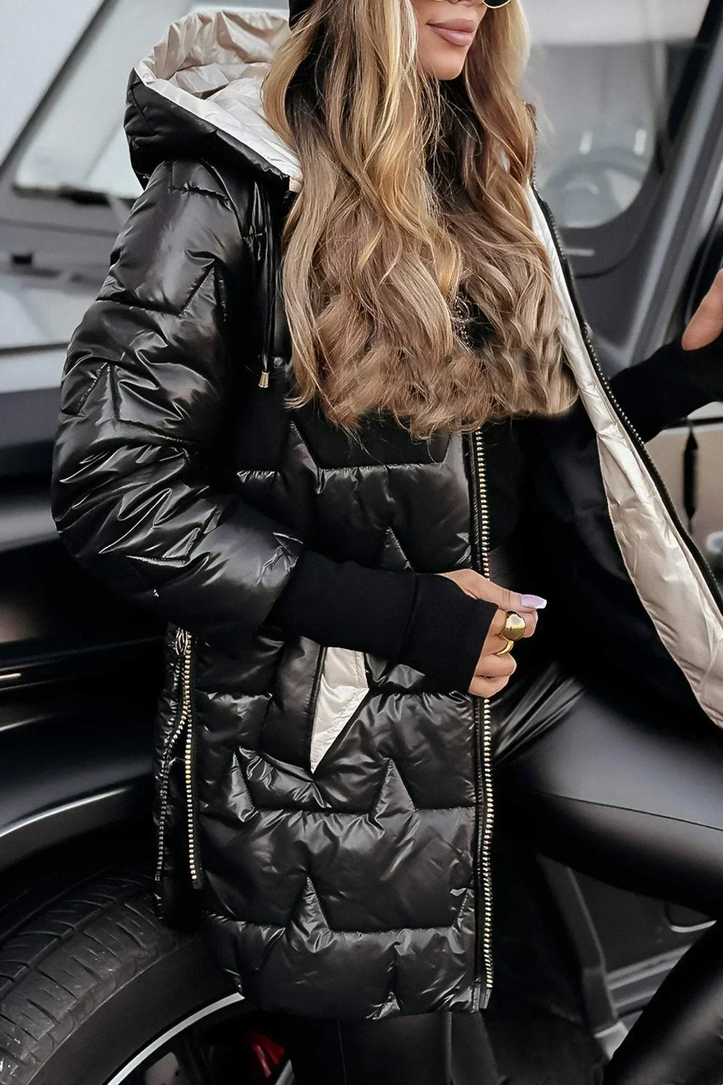 Women's Shaped Warm Winter Coat with Refined Lines