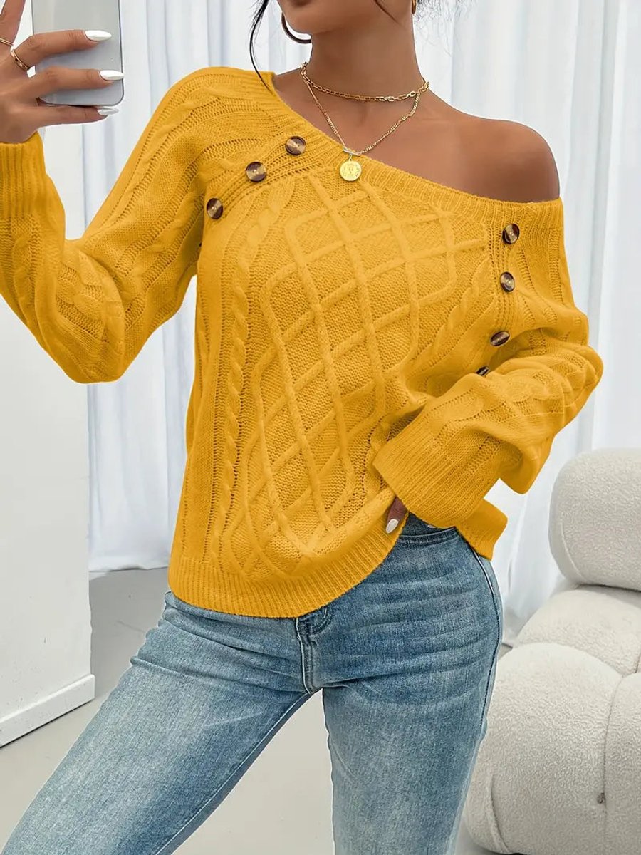 Women's Button-Trimmed Diamond Cable Knit Sweater
