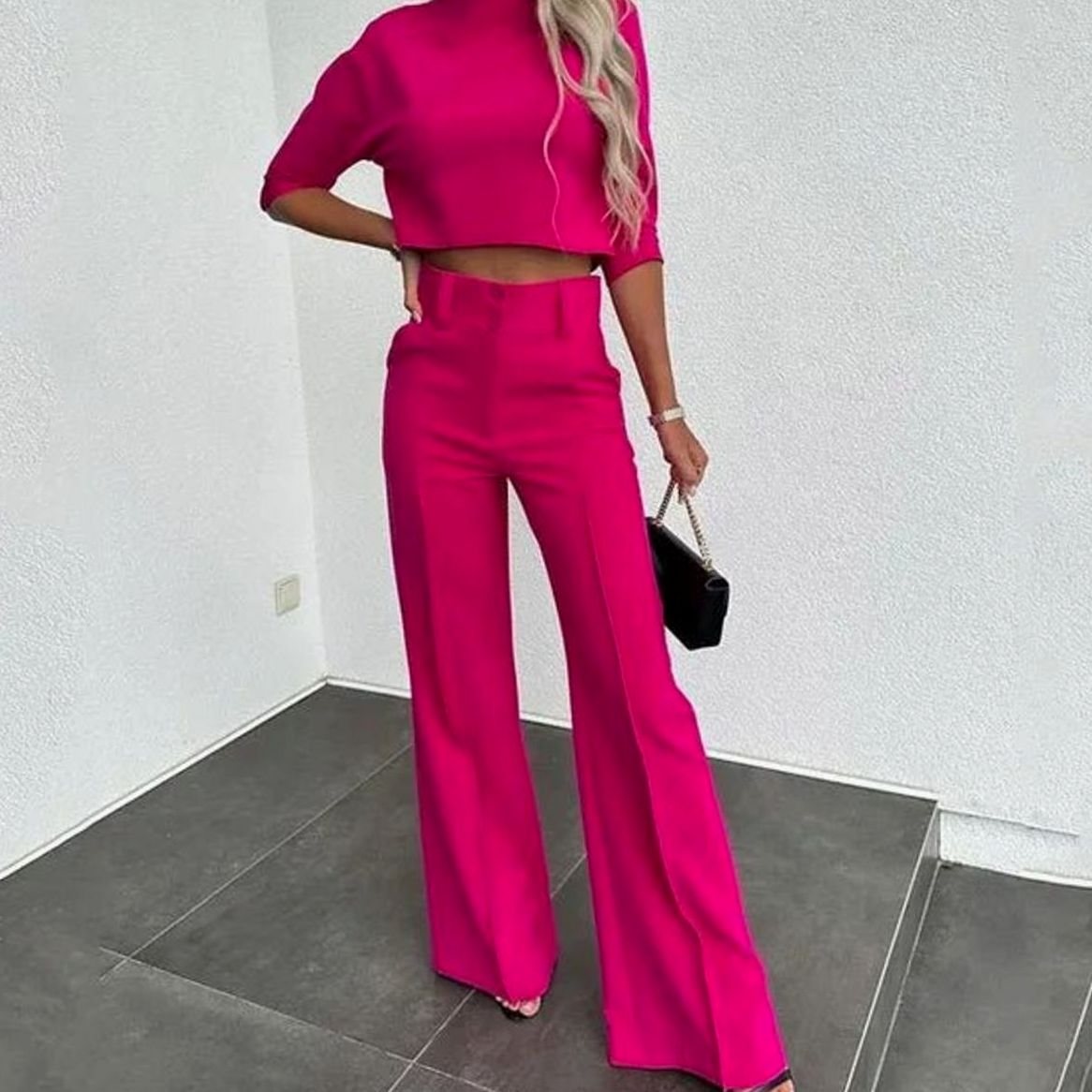 Women's Sleek Cropped Mock-Neck Office Dinner Outfit Set