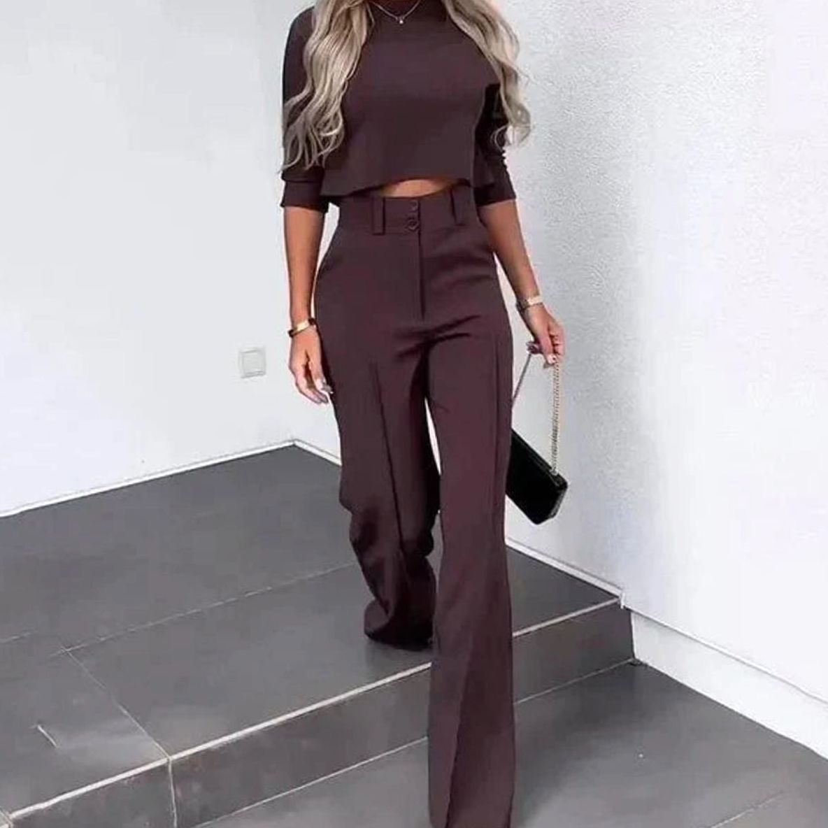 Women's Sleek Cropped Mock-Neck Office Dinner Outfit Set