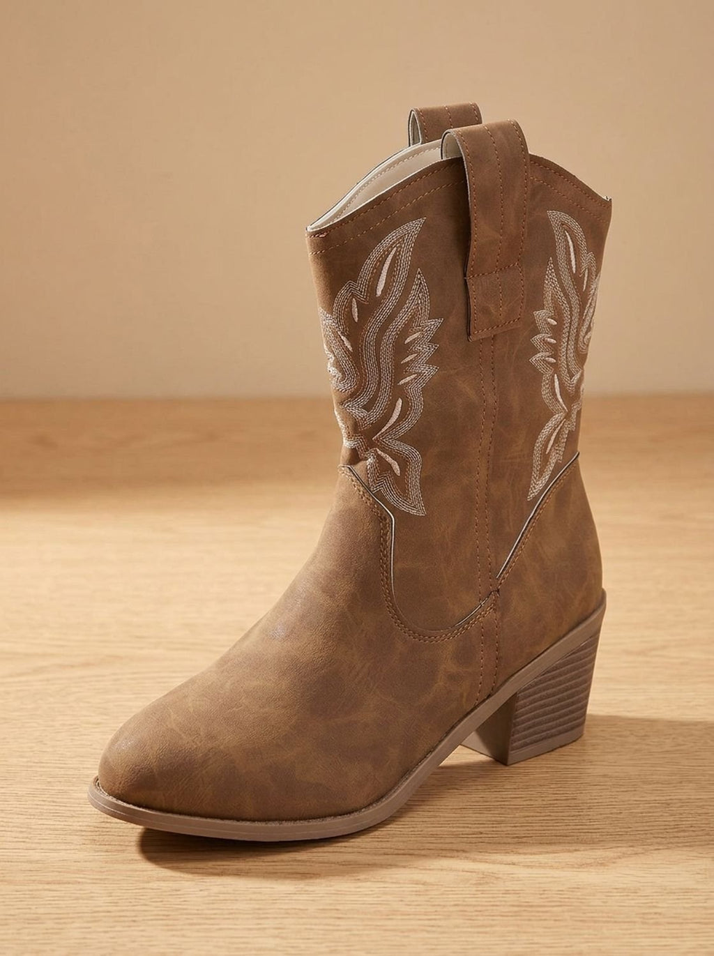 Women's Stitched Embroidery Block Heel Pull-On Boots