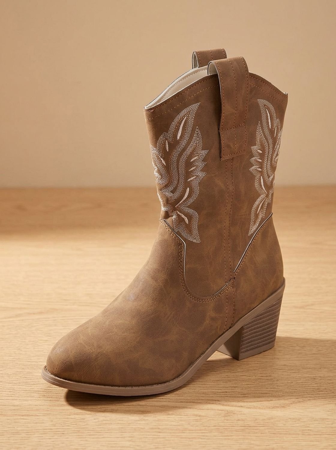 Women's Stitched Embroidery Block Heel Pull-On Boots