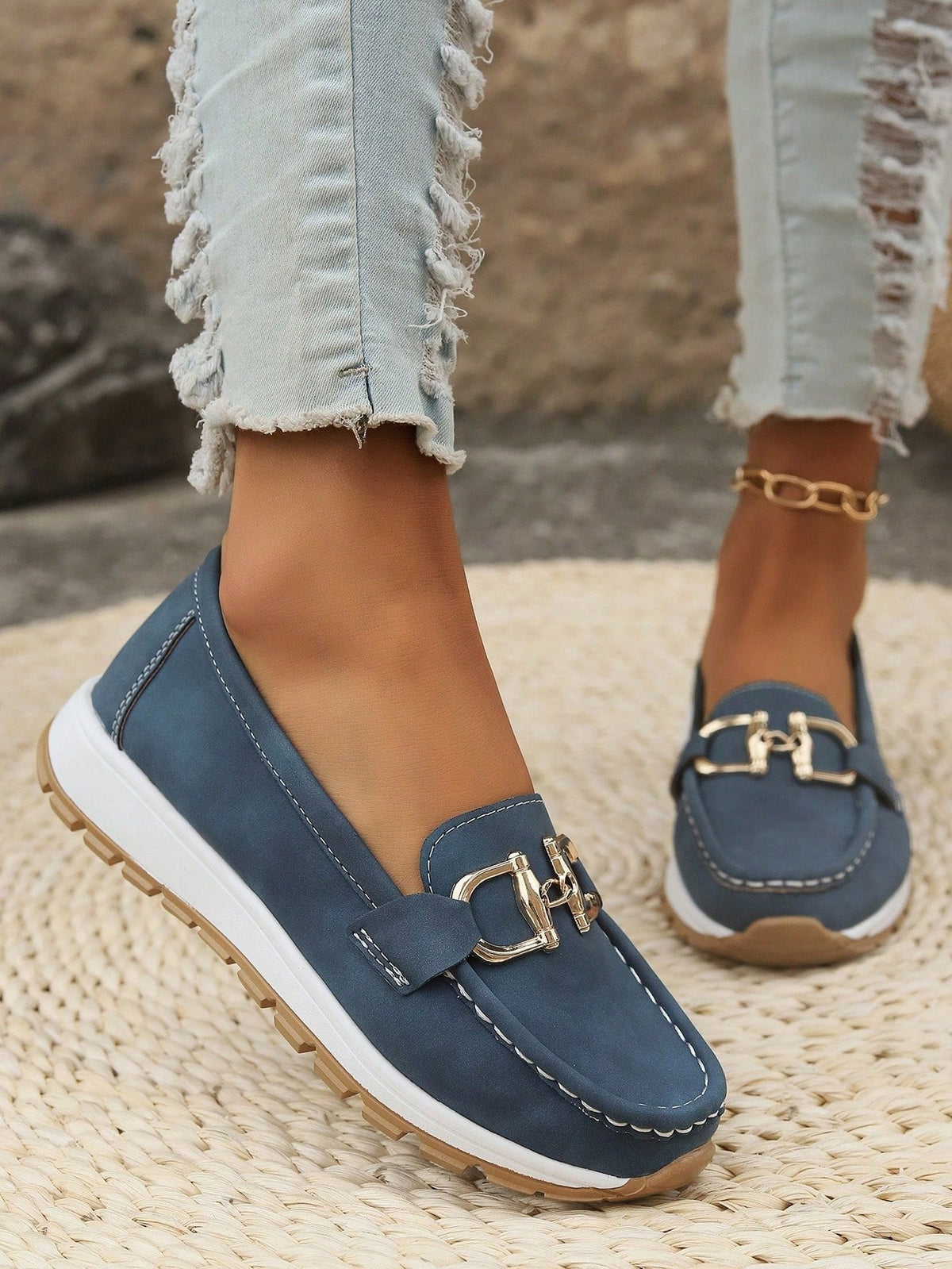 Women's Everyday Comfort Buckle Detail Moccasins