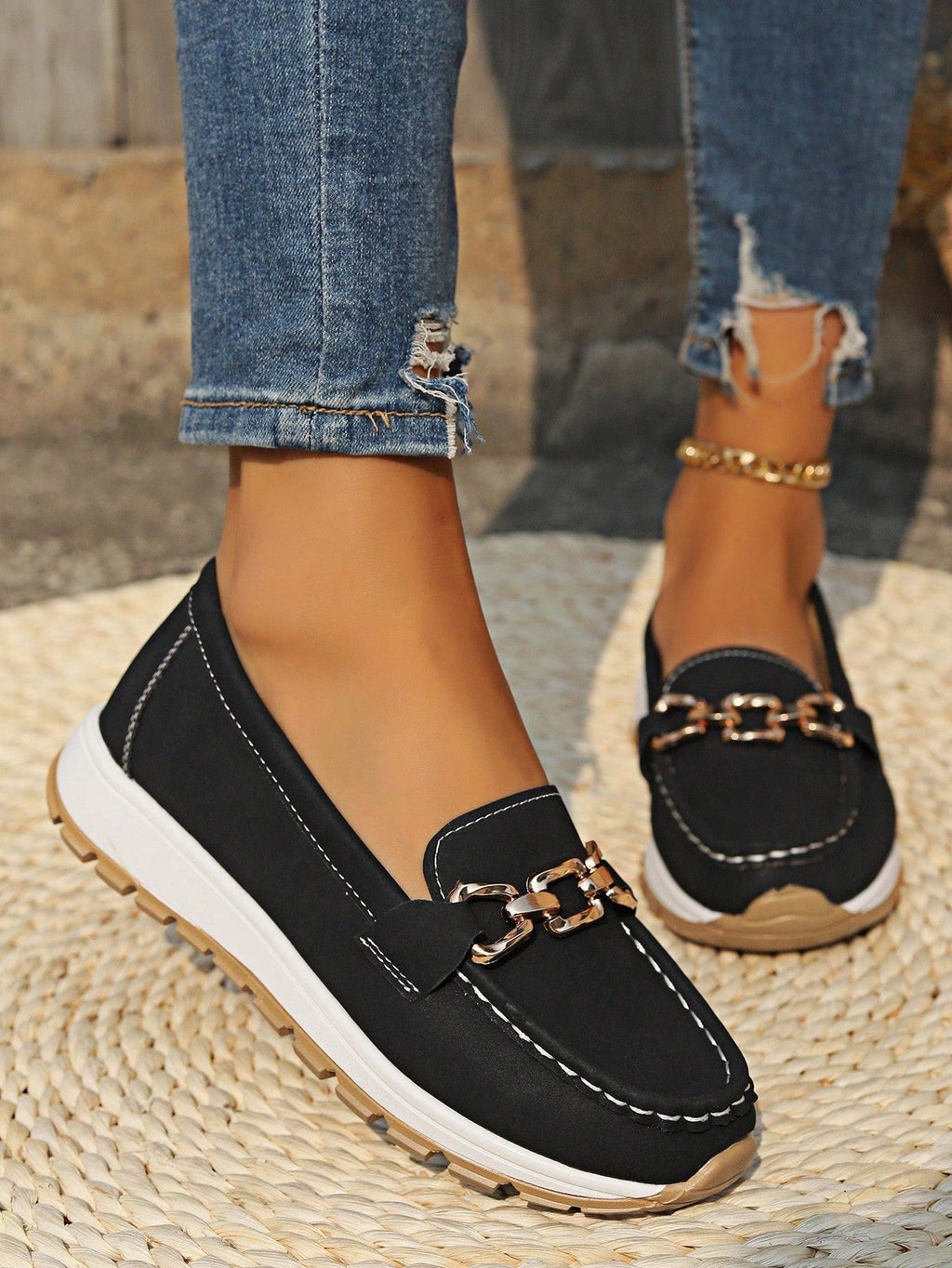 Women's Everyday Comfort Buckle Detail Moccasins