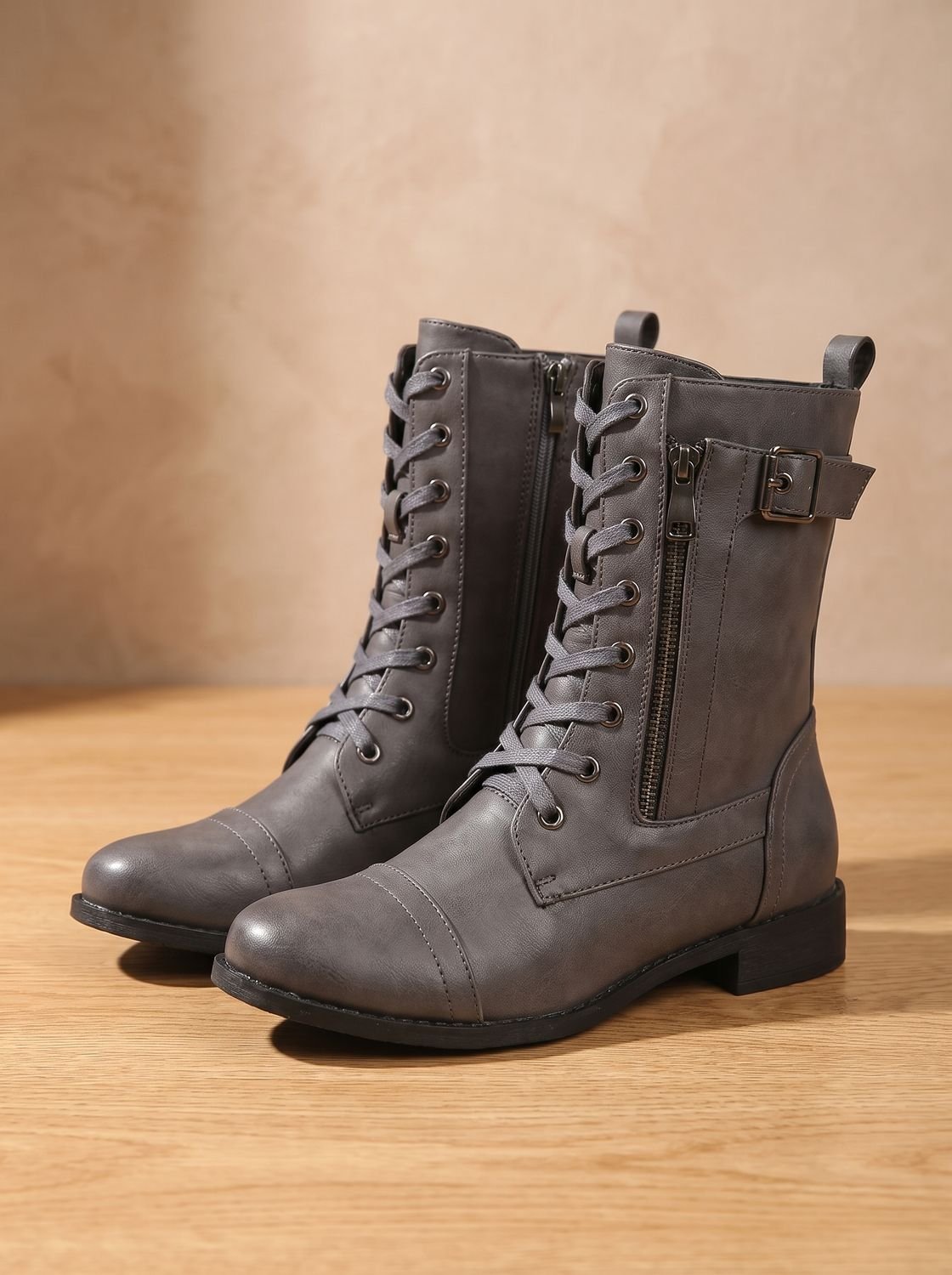 Women's Rugged Zip-On Round Toe Combat Boots